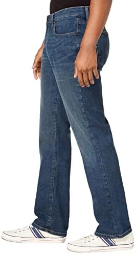 מכנסי ג'ינס מתאימים של טומי הילפיגר.