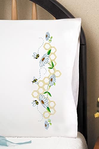 דבורי טובין מוטבעות על כריות רקמה