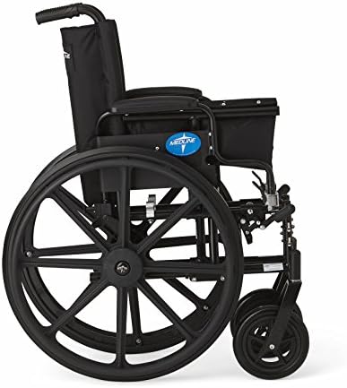 מדליין פרימיום כיסא גלגלים קל במיוחד עם זרועות שולחן הפוך לאחור ומשענות רגליים מרוממות לנוחות נוספת, מושב שחור, 16 על 16