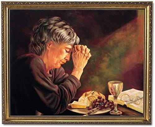 הכרת תודה גברת זקנה מתפללת בשולחן ארוחת הערב אשת לחם מדי יום ממוסגרת 8x10 הדפס אמנות